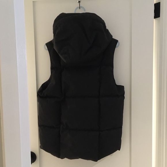 Men’s Engineered Garments Puffer Vest - Picture 2 of 6
